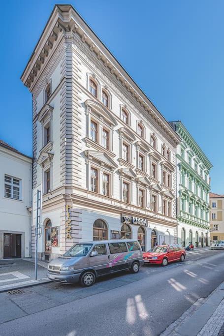 Carolina'S Romantic Apartment Hradec Králové 外观 照片